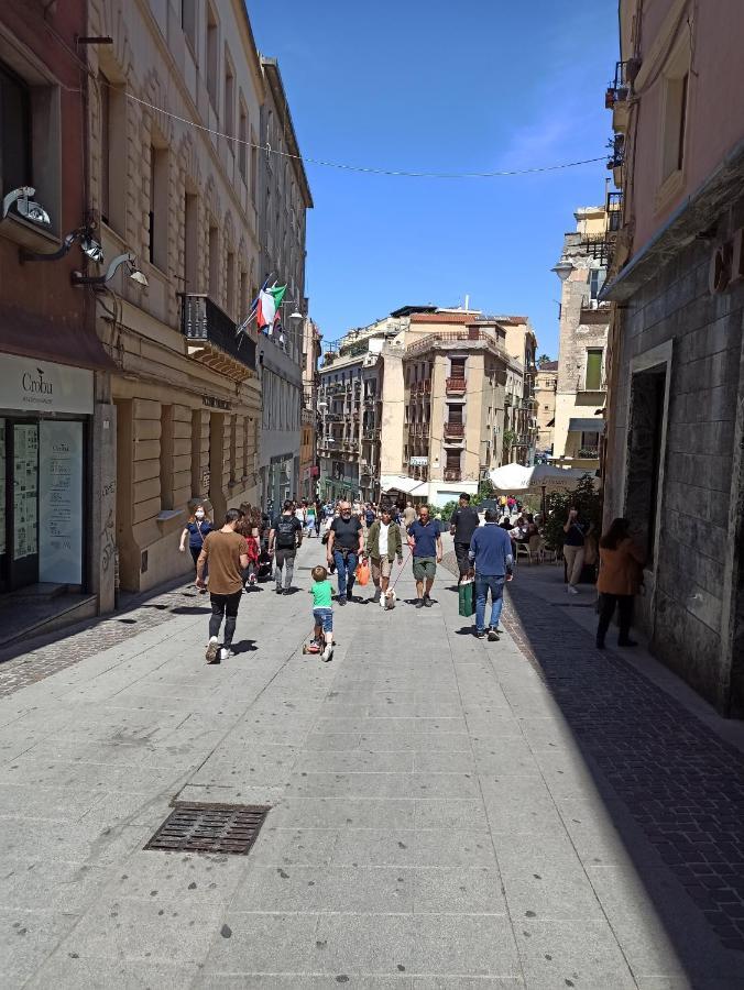 La Casetta Nel Centro カリアリ エクステリア 写真