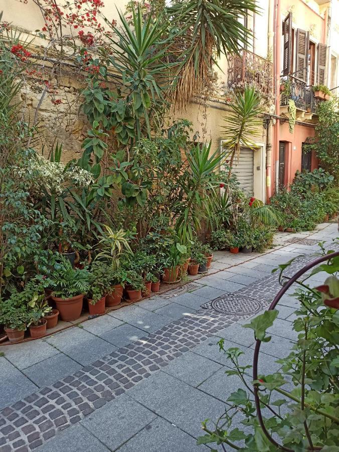 La Casetta Nel Centro カリアリ エクステリア 写真